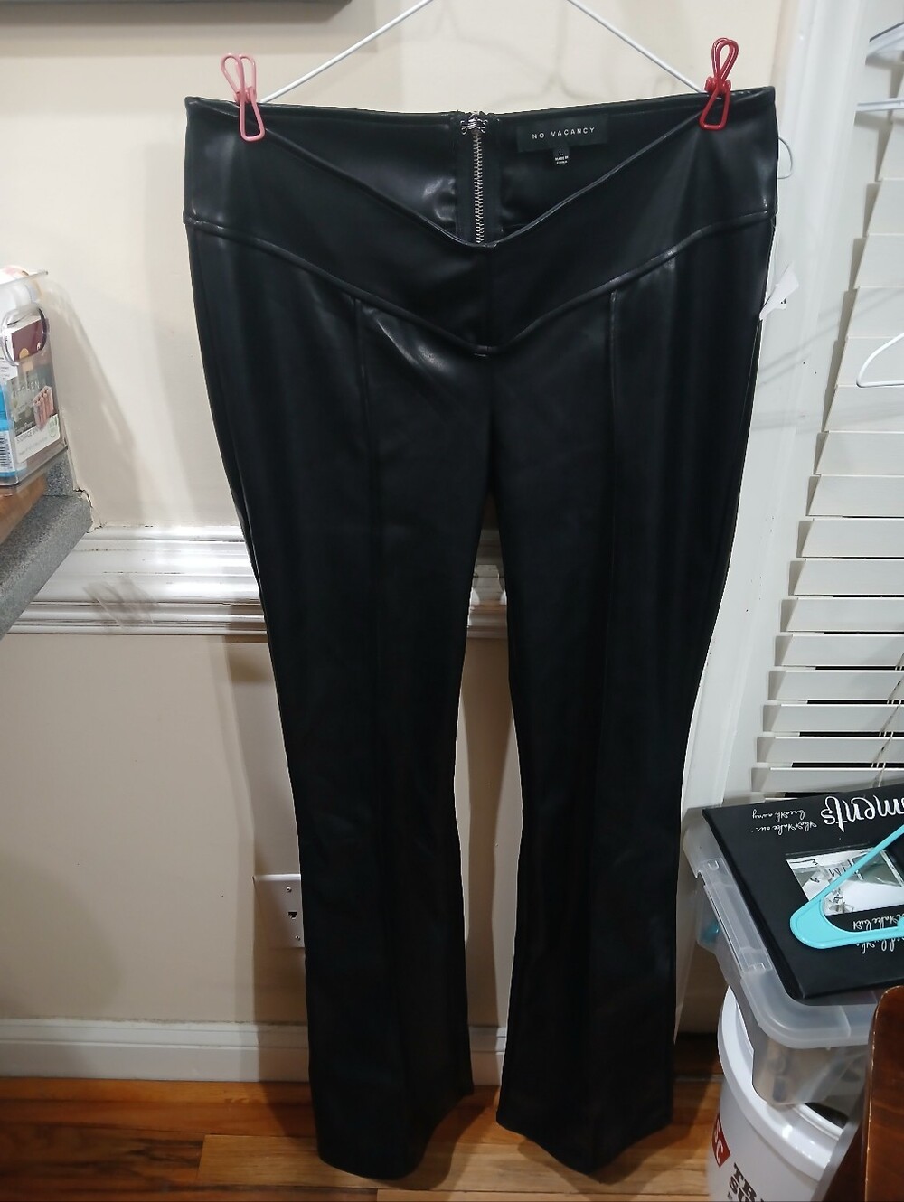 no vacancy faux leather pants